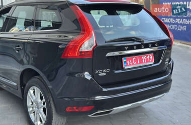 Внедорожник / Кроссовер Volvo XC60 2013 в 
