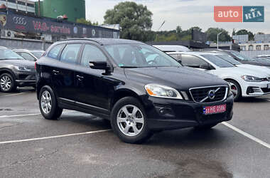 Внедорожник / Кроссовер Volvo XC60 2010 в Киеве