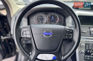 Внедорожник / Кроссовер Volvo XC60 2010 в 