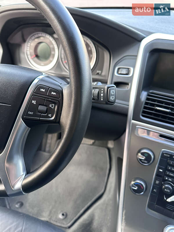 Внедорожник / Кроссовер Volvo XC60 2012 в Ровно фото 44 Внедорожник / Кроссовер Volvo XC60 2012 в Ровно