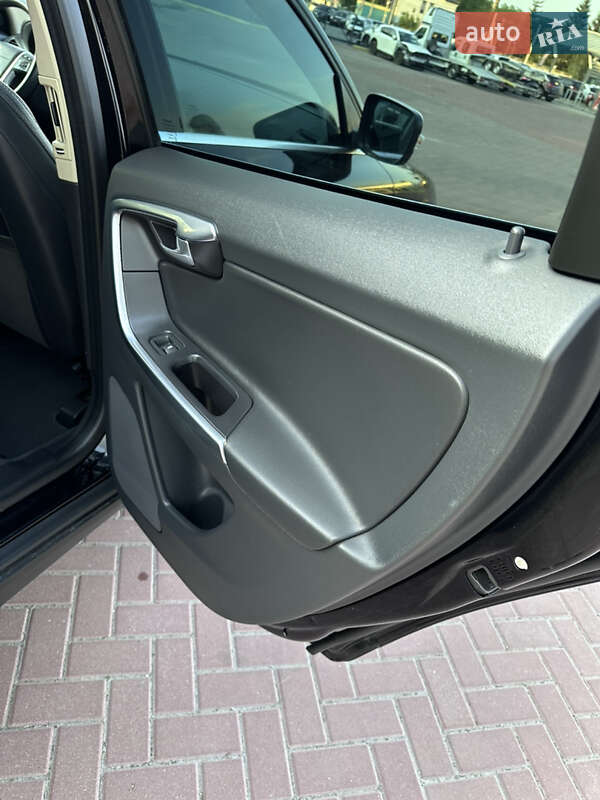 Внедорожник / Кроссовер Volvo XC60 2012 в Ровно фото 51 Внедорожник / Кроссовер Volvo XC60 2012 в Ровно