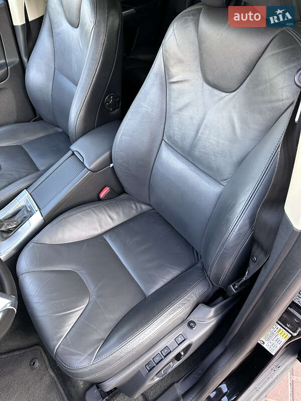 Внедорожник / Кроссовер Volvo XC60 2012 в Ровно фото 60 Внедорожник / Кроссовер Volvo XC60 2012 в Ровно