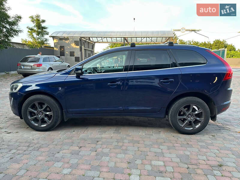 Внедорожник / Кроссовер Volvo XC60 2014 в Сарнах