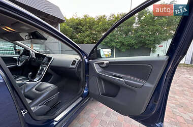 Внедорожник / Кроссовер Volvo XC60 2014 в 