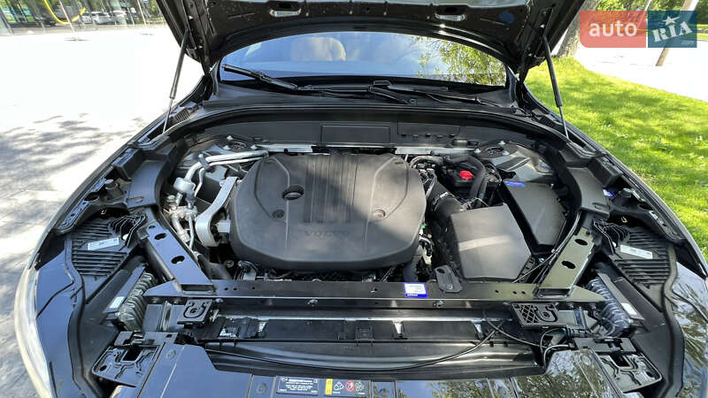 Позашляховик / Кросовер Volvo XC60 2021 в Львові фото 9 Позашляховик / Кросовер Volvo XC60 2021 в Львові