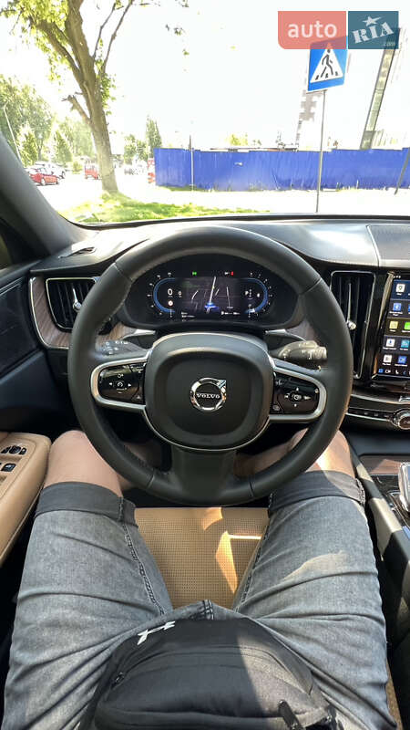 Позашляховик / Кросовер Volvo XC60 2021 в Львові фото 19 Позашляховик / Кросовер Volvo XC60 2021 в Львові
