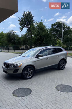 Внедорожник / Кроссовер Volvo XC60 2010 в Калуше