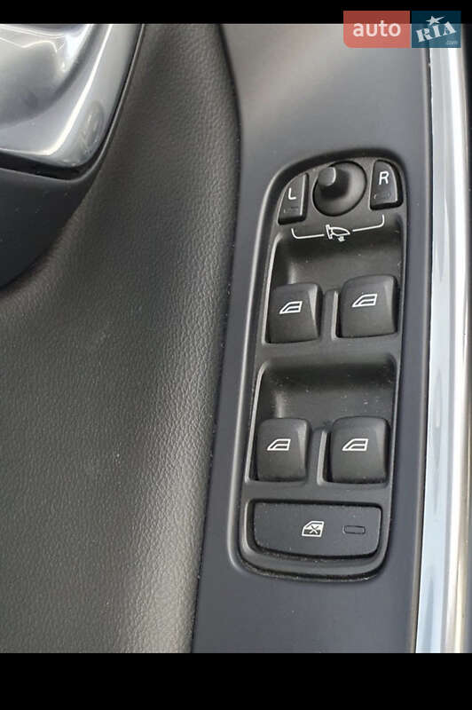 Внедорожник / Кроссовер Volvo XC60 2015 в Львове