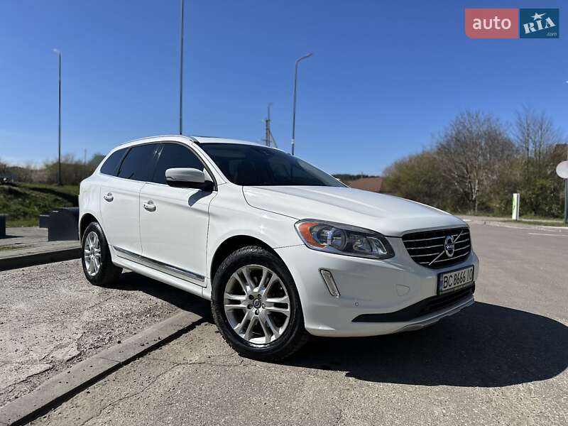 Внедорожник / Кроссовер Volvo XC60 2015 в Хырове