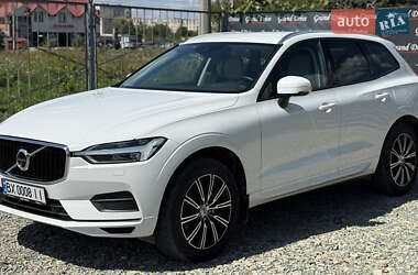 Внедорожник / Кроссовер Volvo XC60 2017 в 