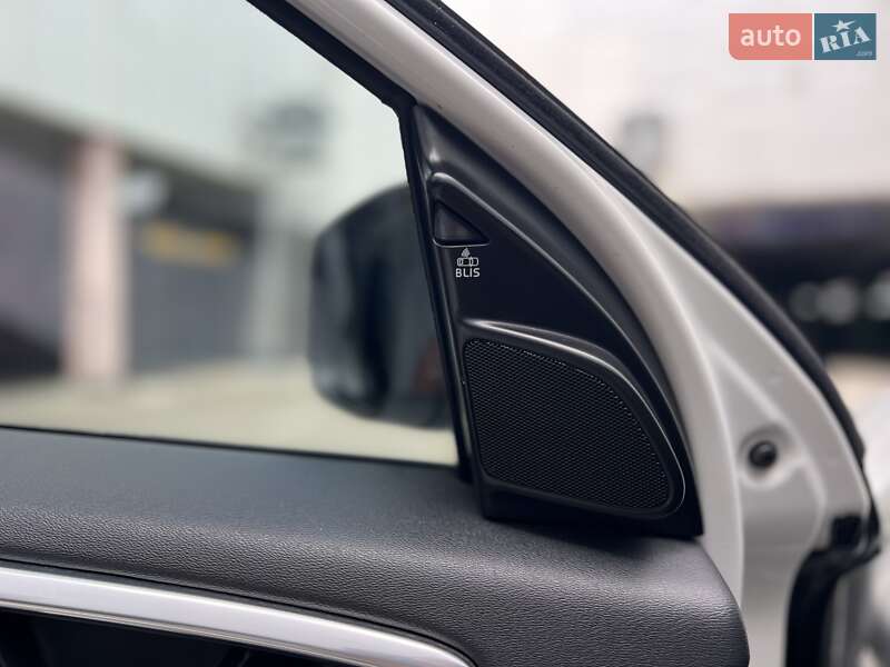 Внедорожник / Кроссовер Volvo XC60 2015 в Киеве
