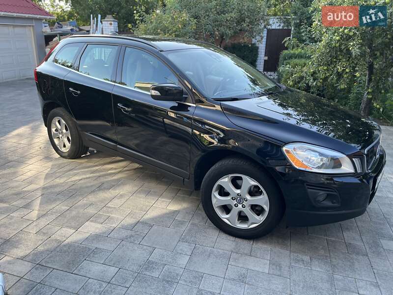 Внедорожник / Кроссовер Volvo XC60 2009 в Днепре фото 17 Внедорожник / Кроссовер Volvo XC60 2009 в Днепре