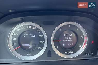 Внедорожник / Кроссовер Volvo XC60 2009 в 