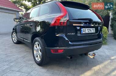 Внедорожник / Кроссовер Volvo XC60 2009 в 