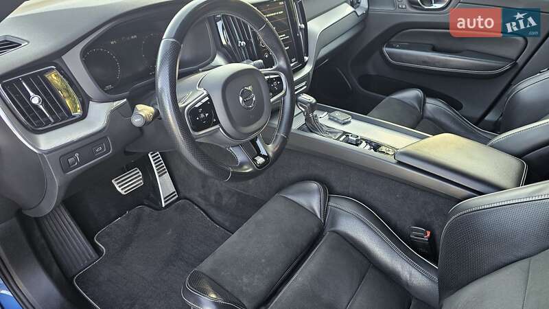 Внедорожник / Кроссовер Volvo XC60 2018 в Бродах