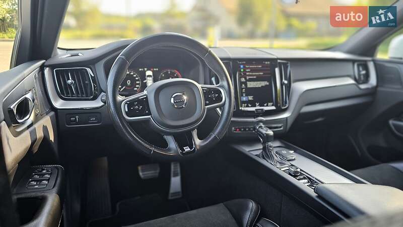 Внедорожник / Кроссовер Volvo XC60 2018 в Бродах