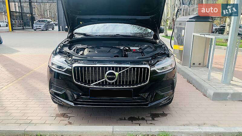 Внедорожник / Кроссовер Volvo XC60 2018 в Киеве
