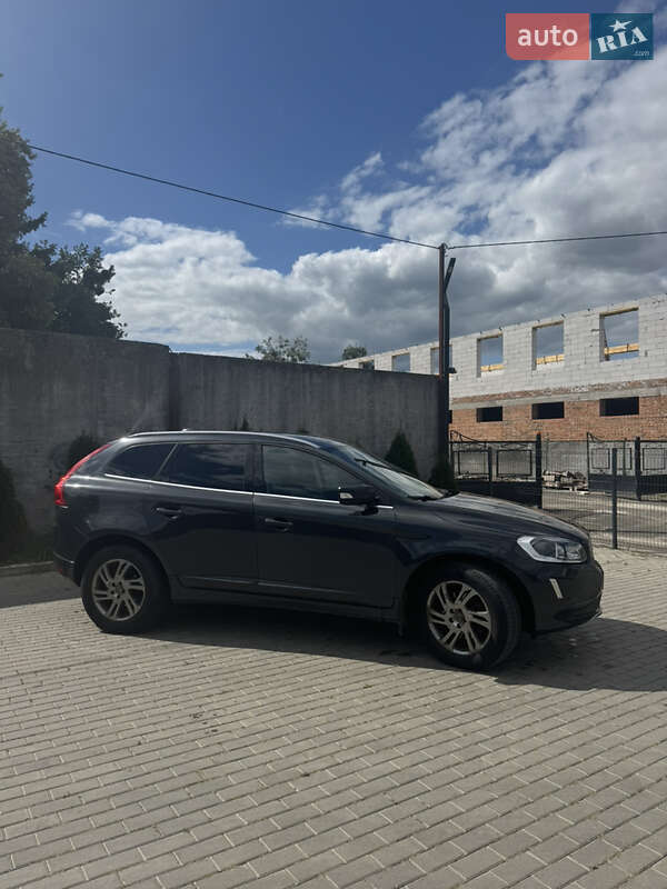 Внедорожник / Кроссовер Volvo XC60 2012 в Березному