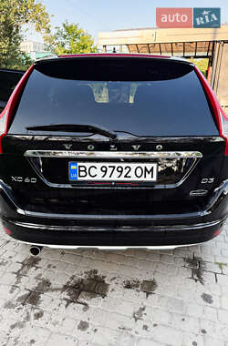 Внедорожник / Кроссовер Volvo XC60 2016 в 