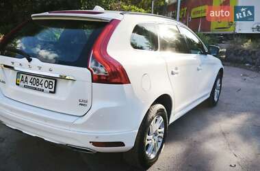 Внедорожник / Кроссовер Volvo XC60 2013 в 