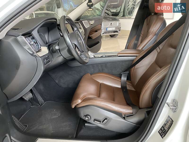 Внедорожник / Кроссовер Volvo XC60 2020 в Одессе фото 21 Внедорожник / Кроссовер Volvo XC60 2020 в Одессе