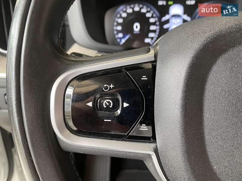 Внедорожник / Кроссовер Volvo XC60 2020 в Одессе фото 27 Внедорожник / Кроссовер Volvo XC60 2020 в Одессе