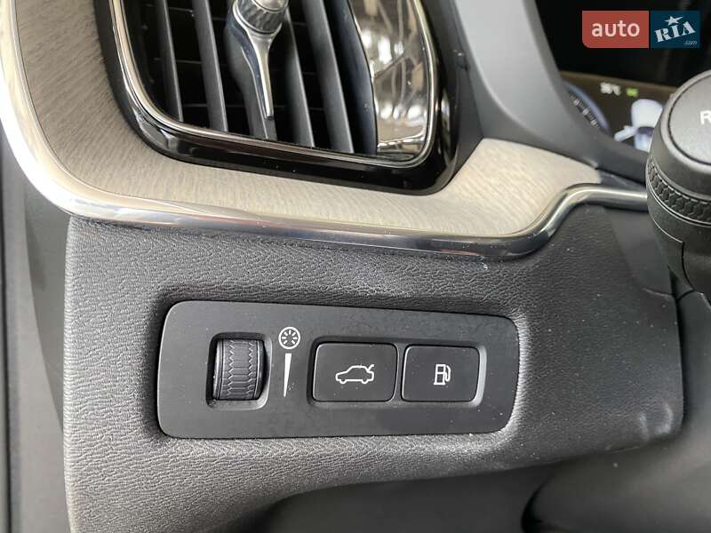 Внедорожник / Кроссовер Volvo XC60 2020 в Одессе фото 29 Внедорожник / Кроссовер Volvo XC60 2020 в Одессе