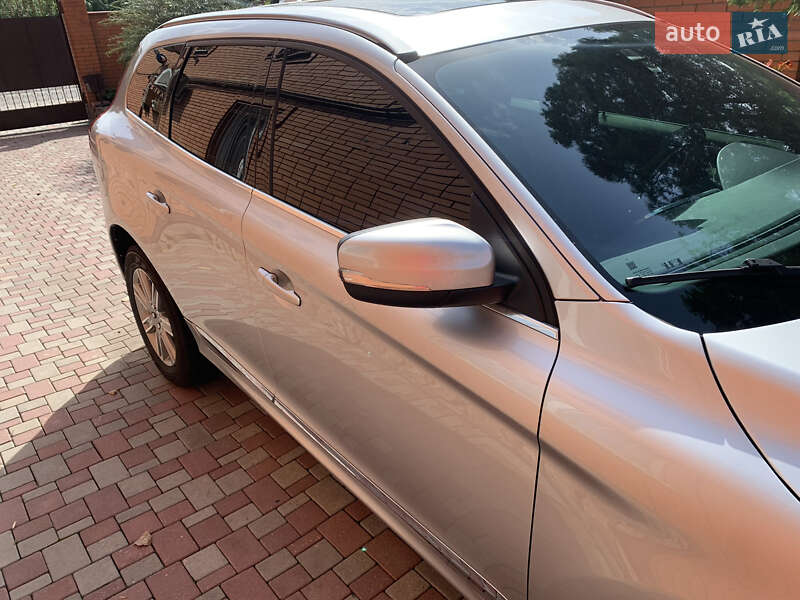 Позашляховик / Кросовер Volvo XC60 2016 в Кобеляках фото 3 Позашляховик / Кросовер Volvo XC60 2016 в Кобеляках