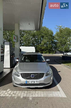 Внедорожник / Кроссовер Volvo XC60 2016 в 