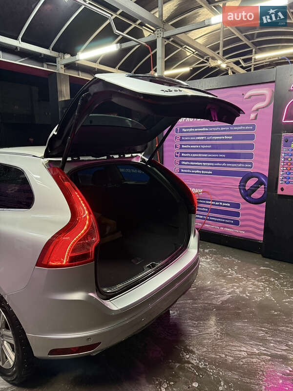 Внедорожник / Кроссовер Volvo XC60 2016 в Львове фото 17 Внедорожник / Кроссовер Volvo XC60 2016 в Львове