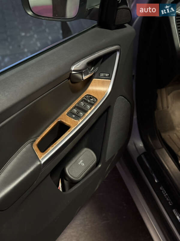 Внедорожник / Кроссовер Volvo XC60 2016 в Львове фото 19 Внедорожник / Кроссовер Volvo XC60 2016 в Львове