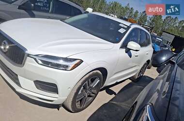 Внедорожник / Кроссовер Volvo XC60 2018 в 