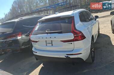 Внедорожник / Кроссовер Volvo XC60 2018 в 
