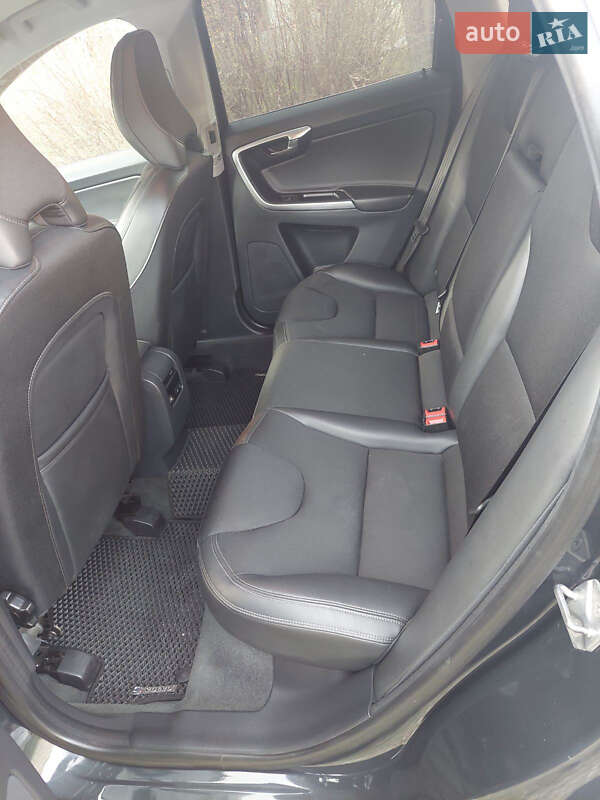 Внедорожник / Кроссовер Volvo XC60 2017 в Ивано-Франковске