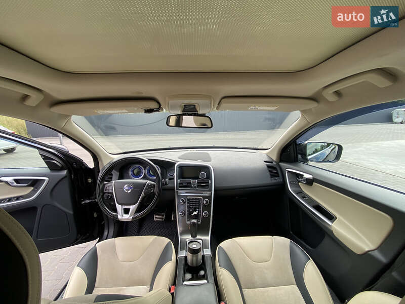 Внедорожник / Кроссовер Volvo XC60 2010 в Полтаве