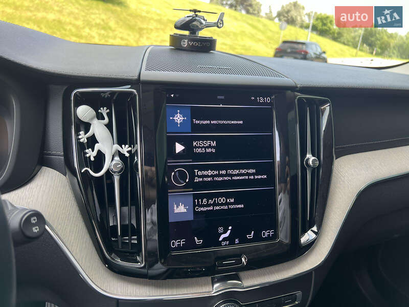 Внедорожник / Кроссовер Volvo XC60 2021 в Киеве