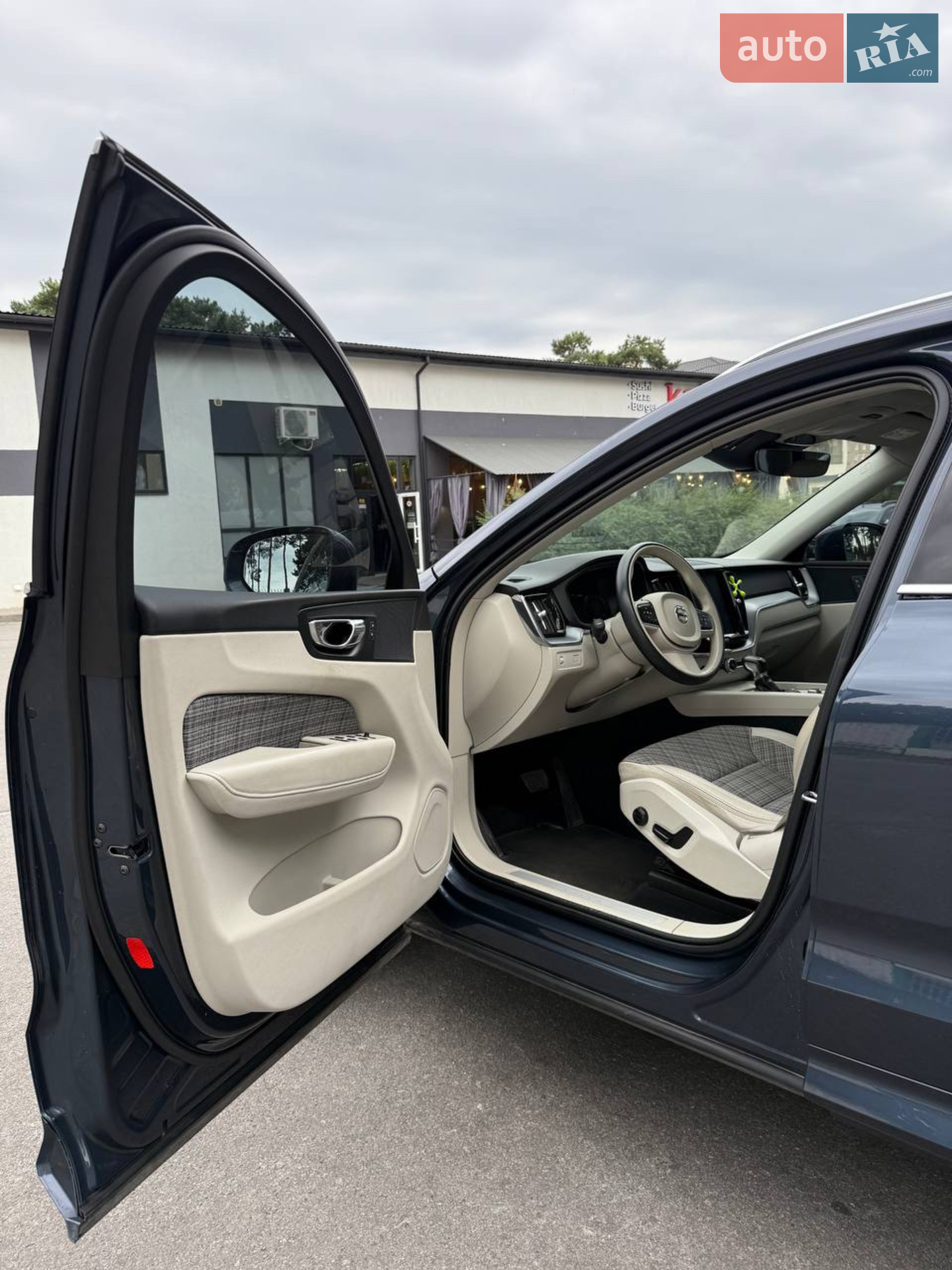 2020 Volvo XC60 - мініатюра 7