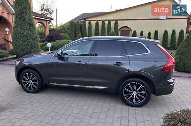 Внедорожник / Кроссовер Volvo XC60 2019 в 