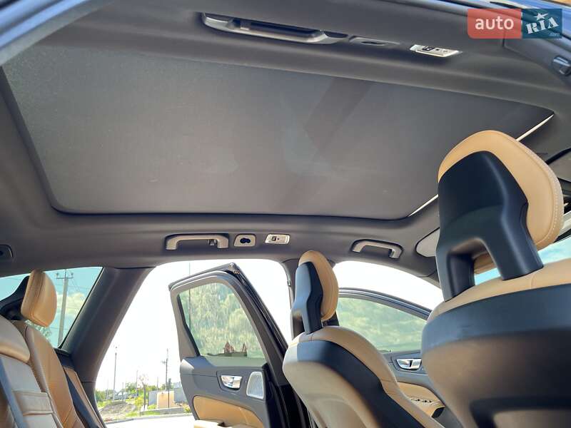 Внедорожник / Кроссовер Volvo XC60 2017 в Киеве фото 20 Внедорожник / Кроссовер Volvo XC60 2017 в Киеве