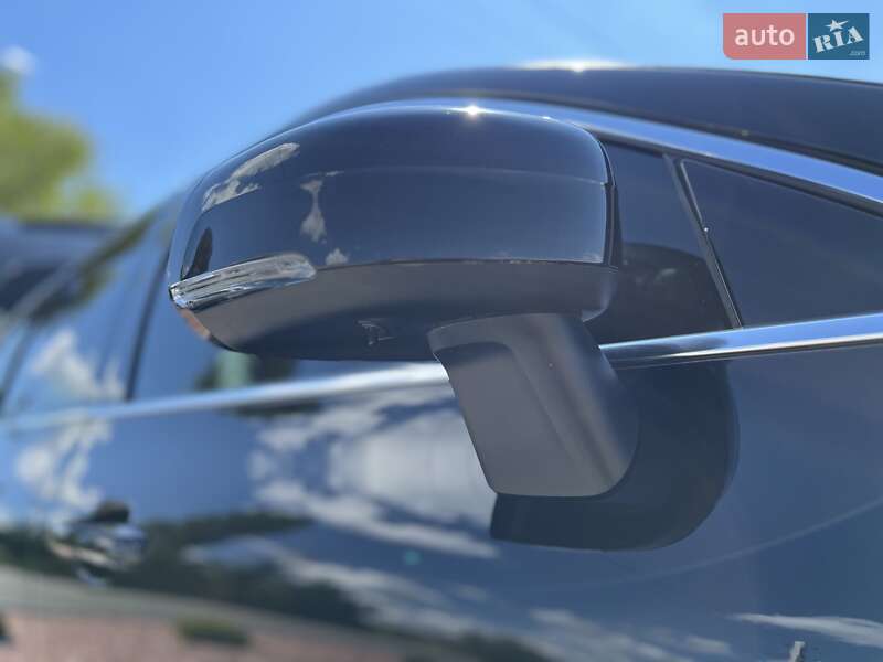 Внедорожник / Кроссовер Volvo XC60 2017 в Киеве фото 10 Внедорожник / Кроссовер Volvo XC60 2017 в Киеве