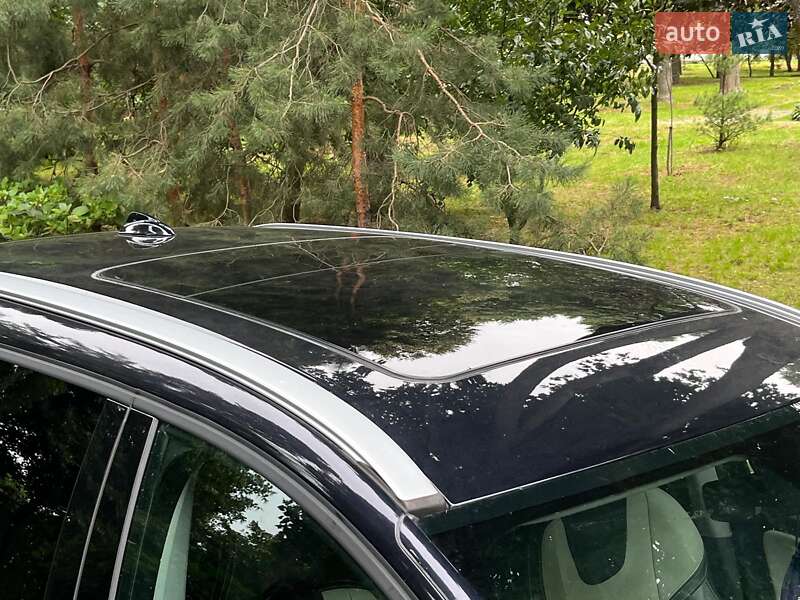 Внедорожник / Кроссовер Volvo XC60 2016 в Киеве