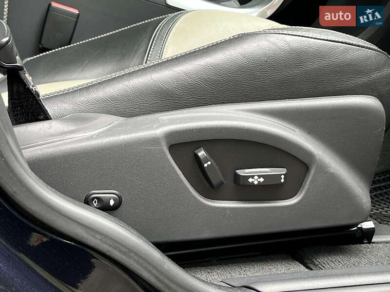 Внедорожник / Кроссовер Volvo XC60 2016 в Киеве