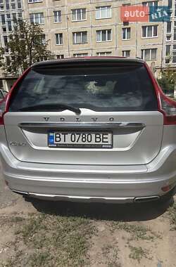Внедорожник / Кроссовер Volvo XC60 2016 в 