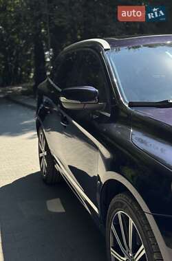 Внедорожник / Кроссовер Volvo XC60 2015 в 