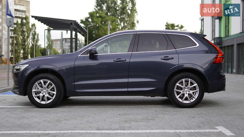 Внедорожник / Кроссовер Volvo XC60 2017 в Вараше