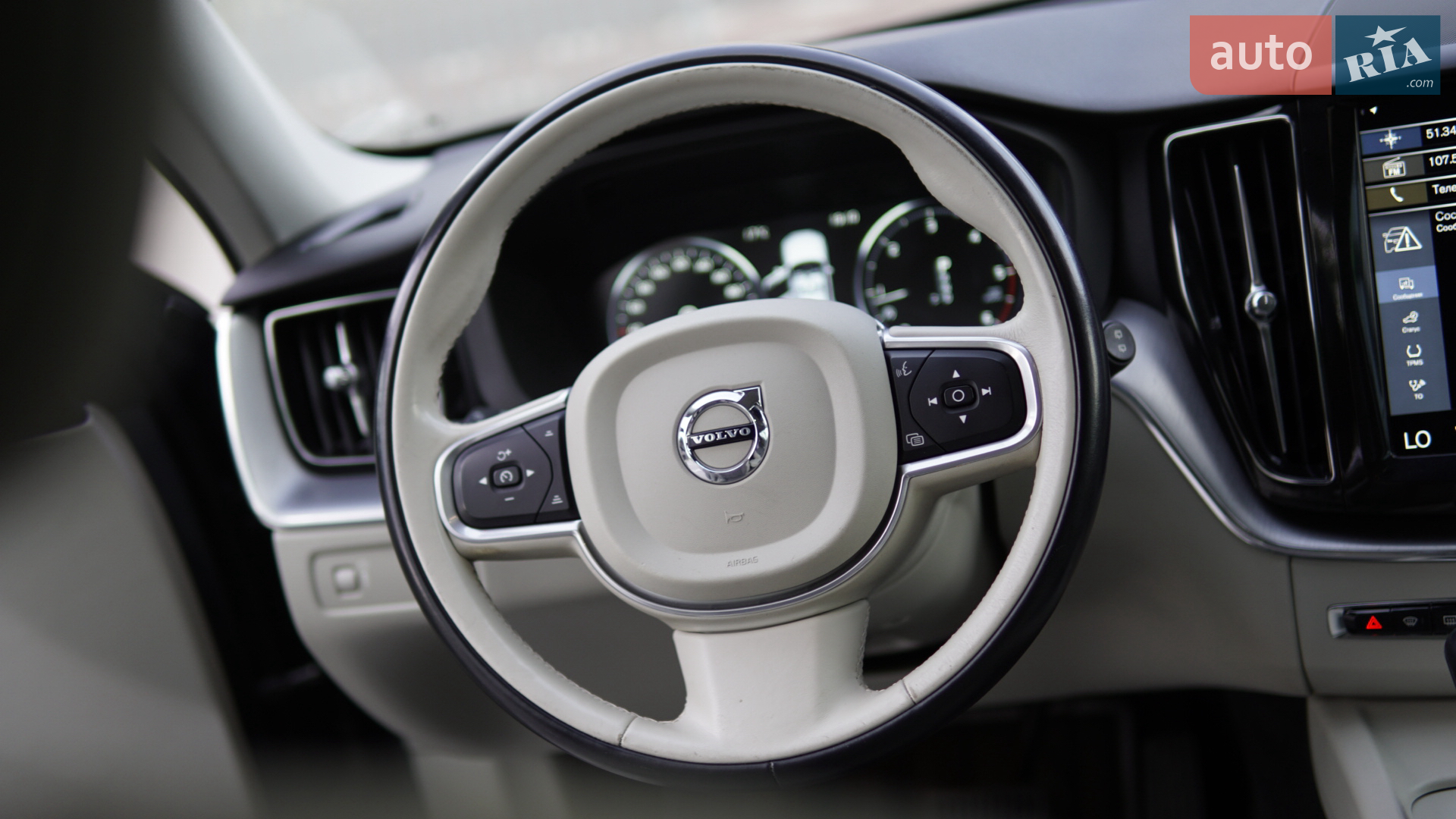 2017 Volvo XC60 - мініатюра 20