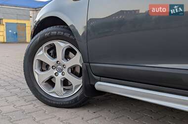 Внедорожник / Кроссовер Volvo XC60 2010 в 