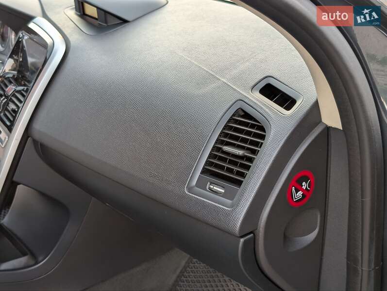 Внедорожник / Кроссовер Volvo XC60 2010 в Ивано-Франковске фото 76 Внедорожник / Кроссовер Volvo XC60 2010 в Ивано-Франковске