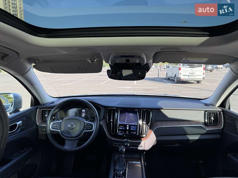 Внедорожник / Кроссовер Volvo XC60 2021 в Киеве фото 11 Внедорожник / Кроссовер Volvo XC60 2021 в Киеве