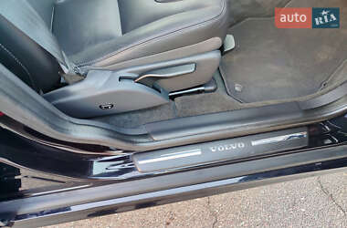 Внедорожник / Кроссовер Volvo XC60 2016 в 